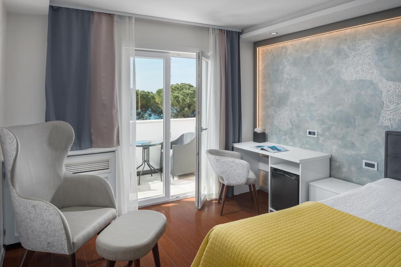 Hotel Tomi ปอร์โตรอซ ภายนอก รูปภาพ