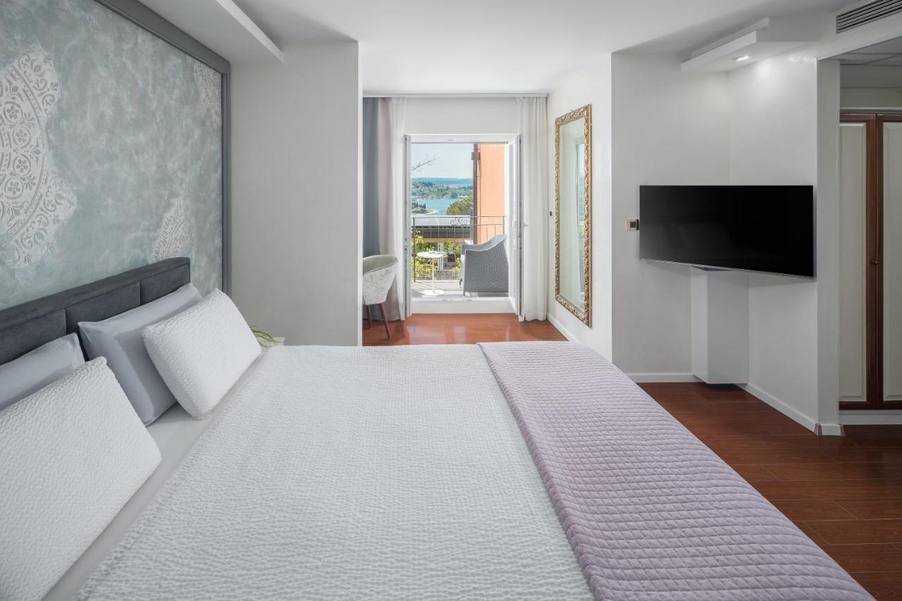 Hotel Tomi ปอร์โตรอซ ภายนอก รูปภาพ